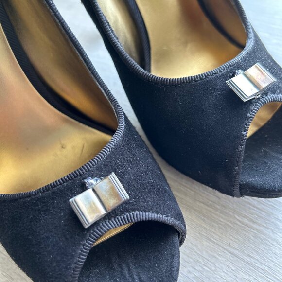 CUTE Nine West Women’s Black Velvet Pumps, great condition! - Picture 5 of 10